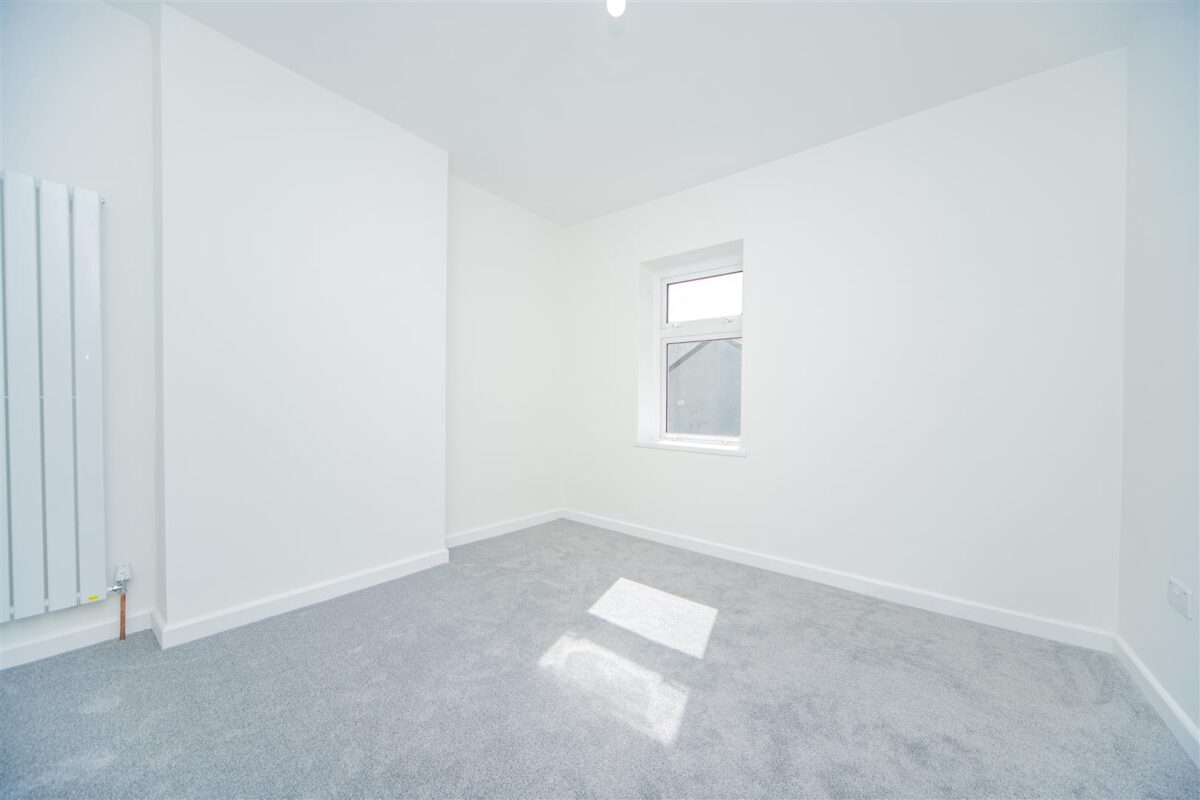 Llewellyn Street, Barry