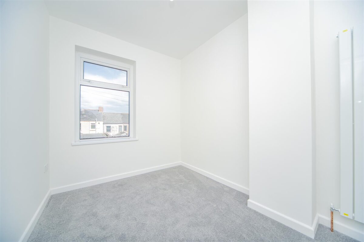 Llewellyn Street, Barry