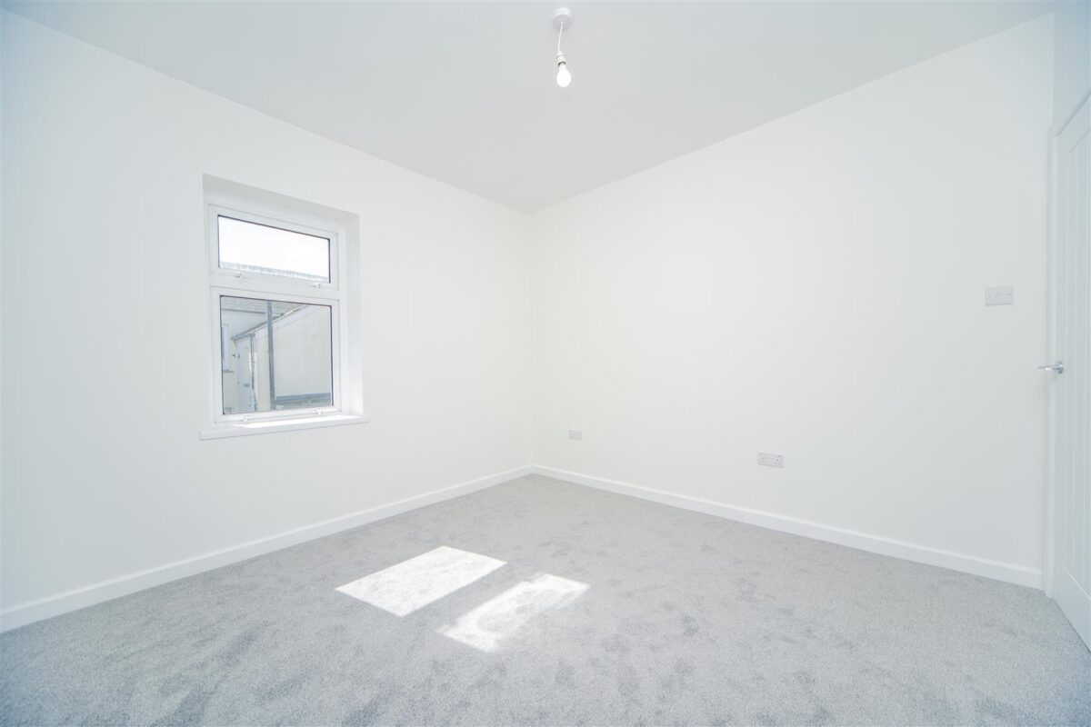 Llewellyn Street, Barry