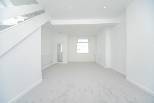 Llewellyn Street, Barry