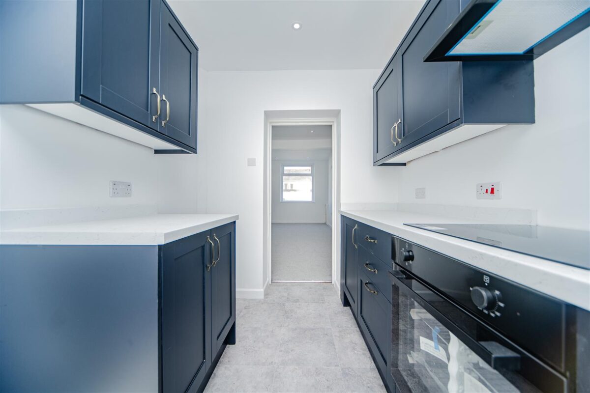 Llewellyn Street, Barry