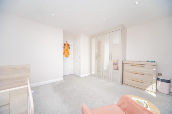 Ffordd Pentre, Barry