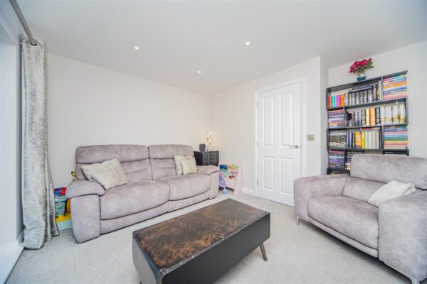 Ffordd Pentre, Barry