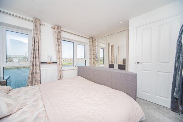 Ffordd Pentre, Barry