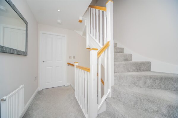 Ffordd Pentre, Barry