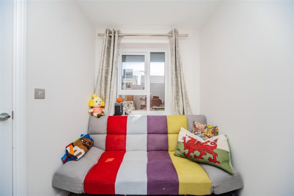 Ffordd Pentre, Barry