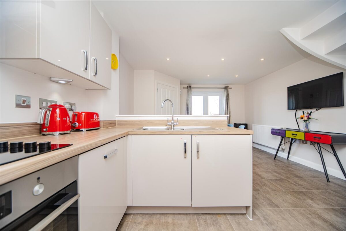 Ffordd Pentre, Barry