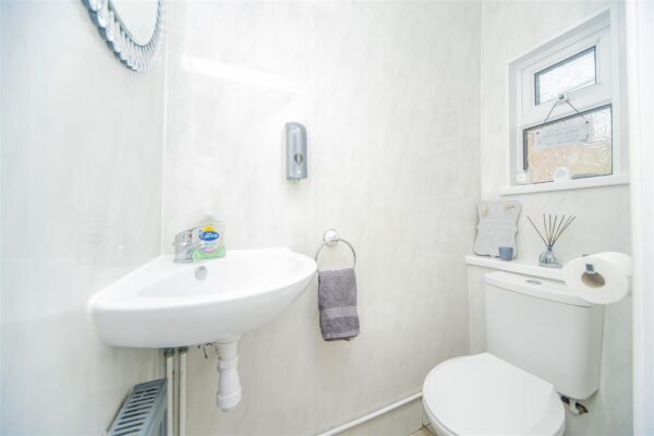 Charles Place, Barry