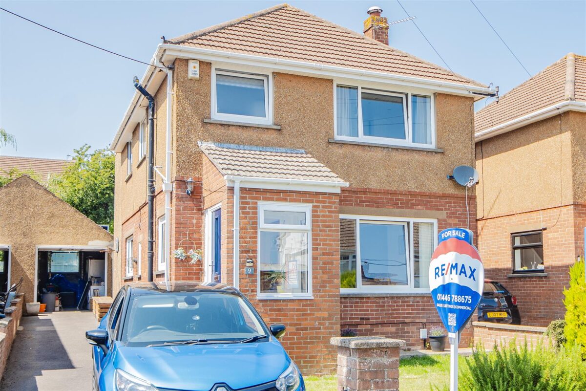 Hawthorn Road, Barry