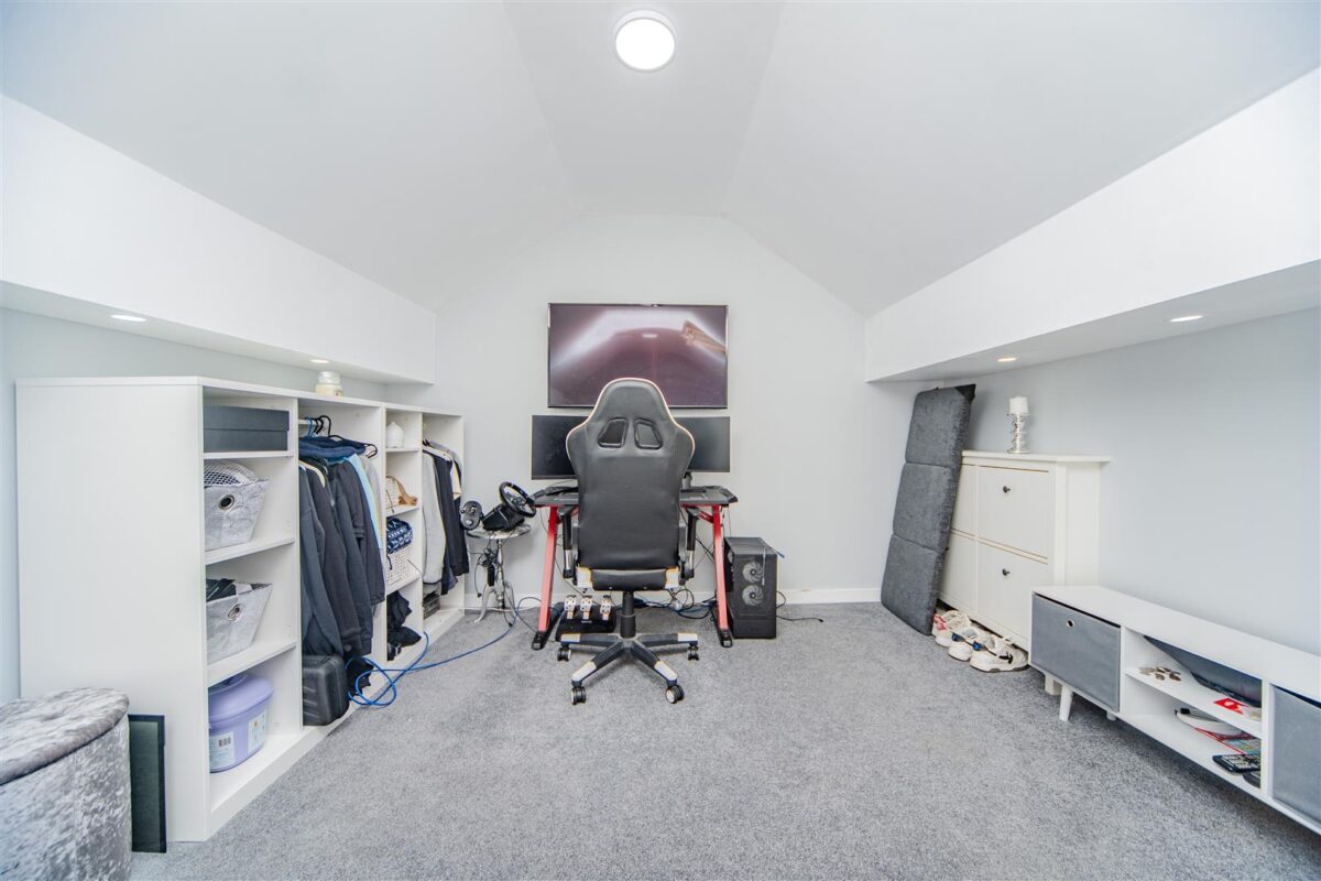 Charles Place, Barry