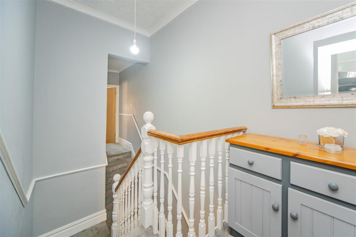 Charles Place, Barry