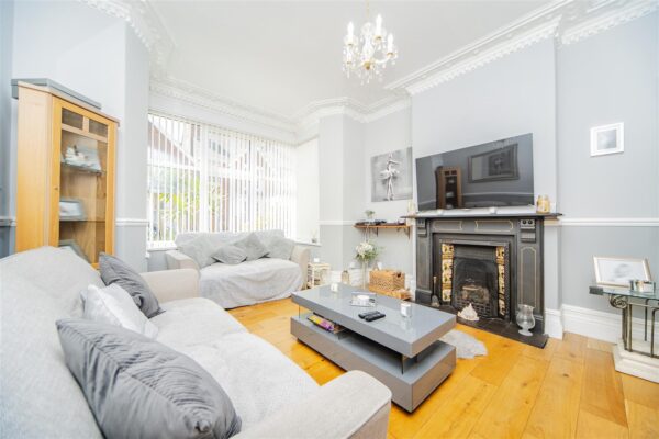 Charles Place, Barry