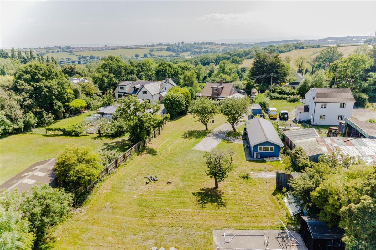 Cross Common Road, Dinas Powys