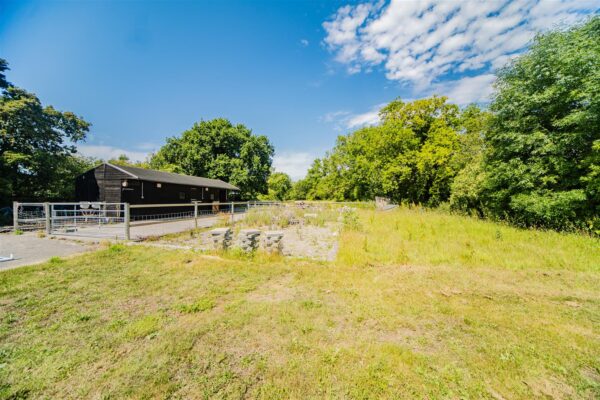 Cross Common Road, Dinas Powys