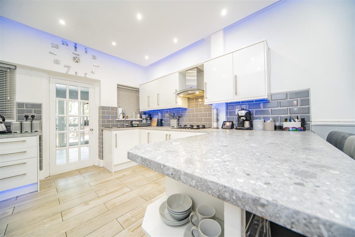 Charles Place, Barry