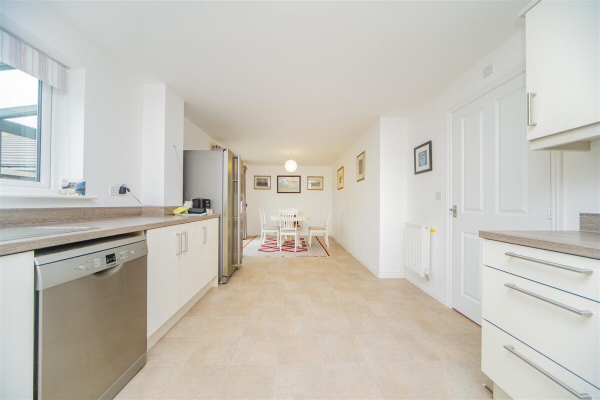 Crib Y Sianel, Rhoose, Barry