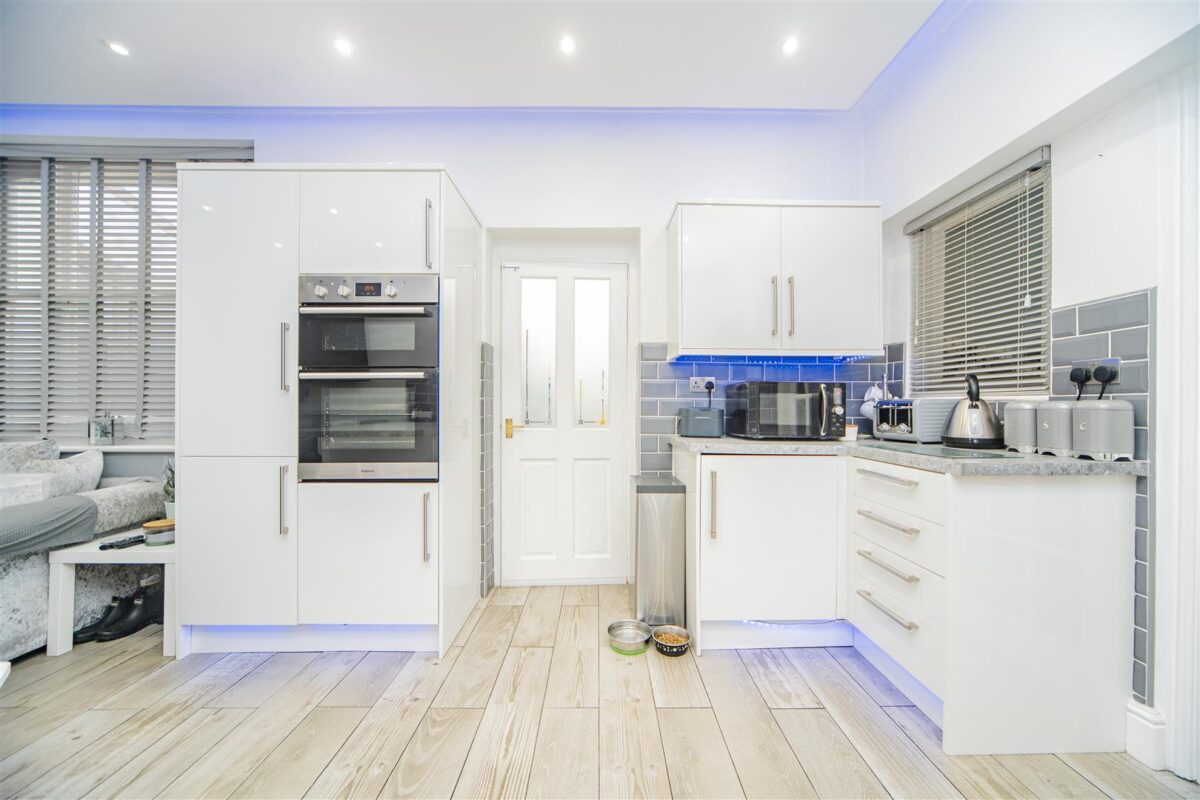 Charles Place, Barry