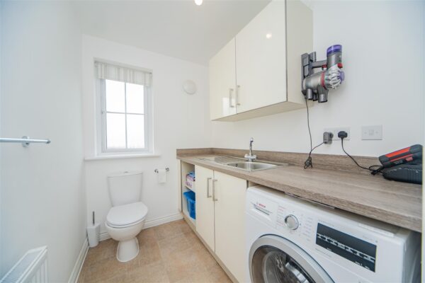 Crib Y Sianel, Rhoose, Barry