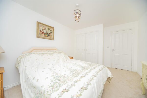 Crib Y Sianel, Rhoose, Barry