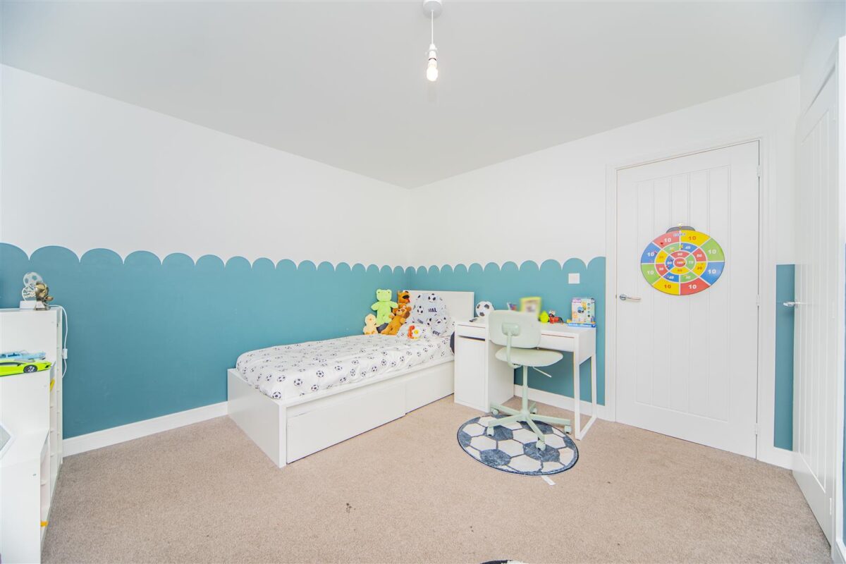 Ffordd Y Mileniwm, Barry