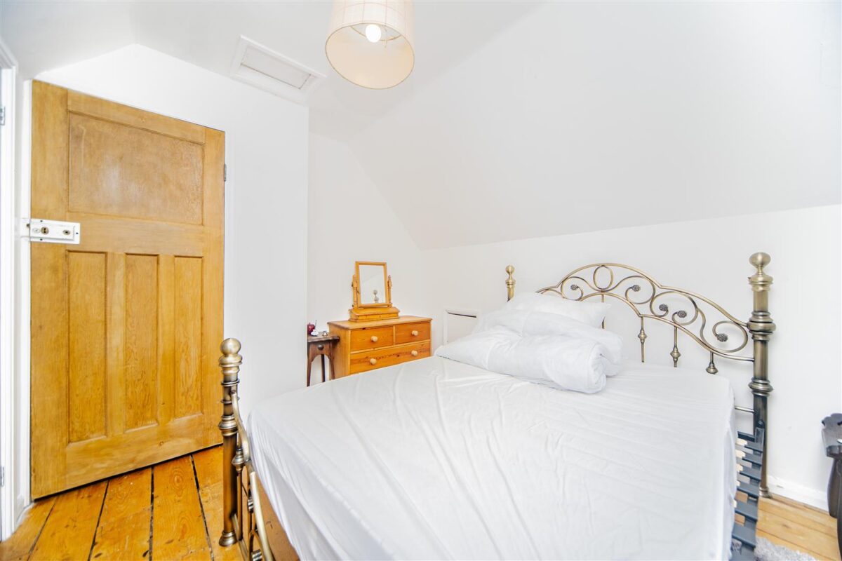 Cross Common Road, Dinas Powys