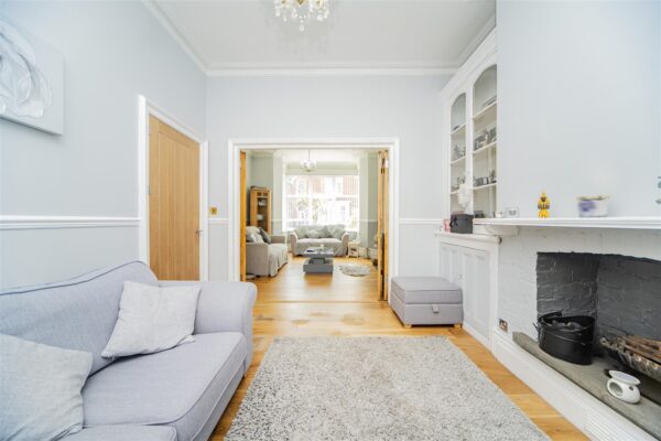 Charles Place, Barry