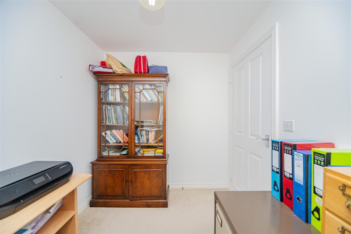 Crib Y Sianel, Rhoose, Barry