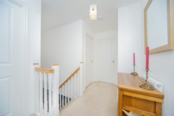 Crib Y Sianel, Rhoose, Barry