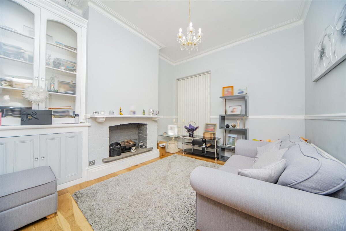 Charles Place, Barry