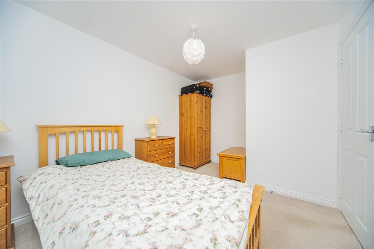 Crib Y Sianel, Rhoose, Barry