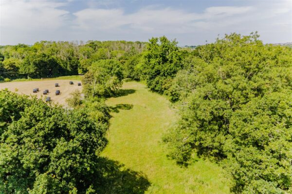 Cross Common Road, Dinas Powys