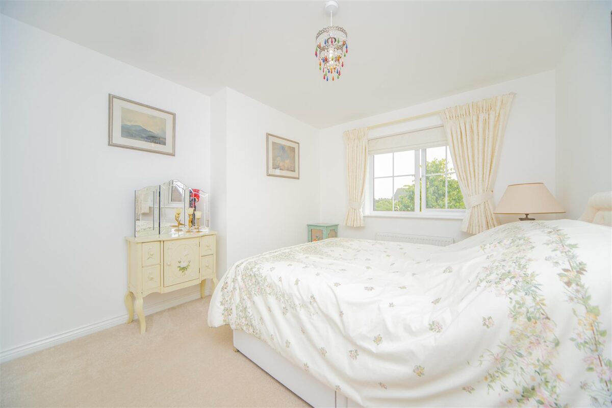 Crib Y Sianel, Rhoose, Barry