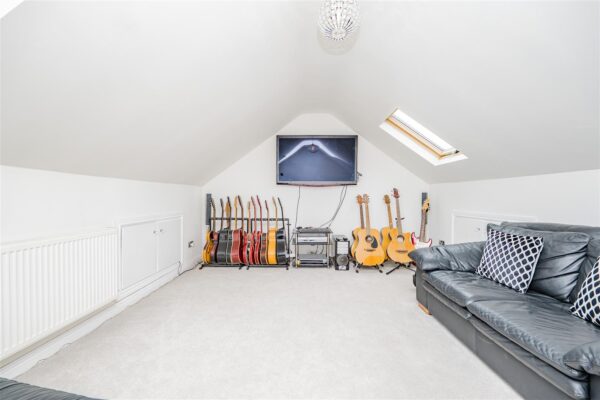 Gladstone Road, Barry