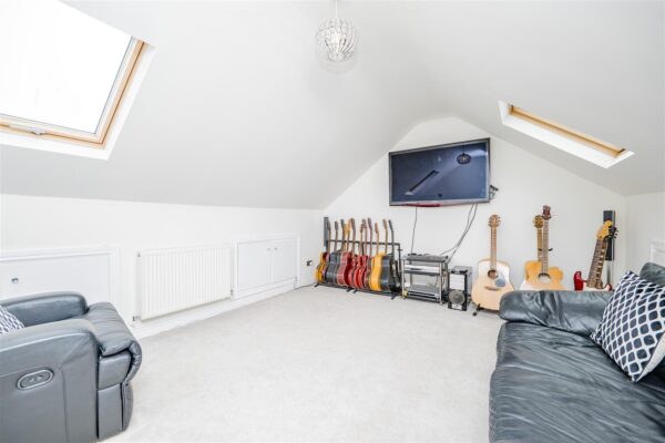 Gladstone Road, Barry