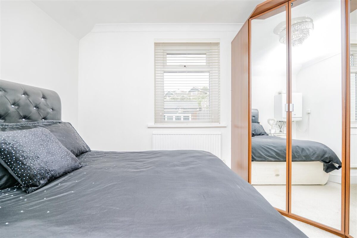 Gladstone Road, Barry