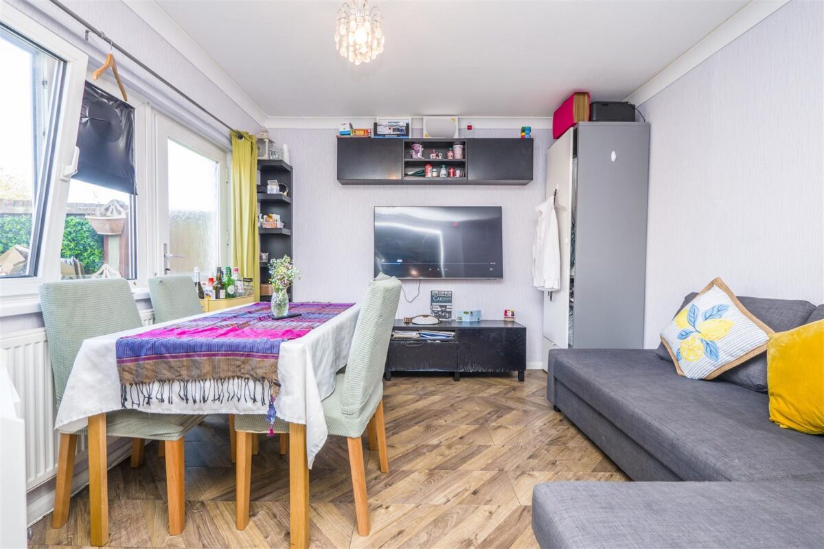 Michaelston Close, Barry