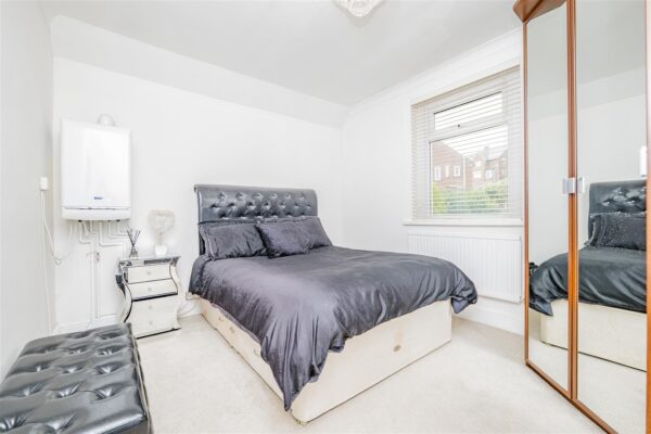 Gladstone Road, Barry