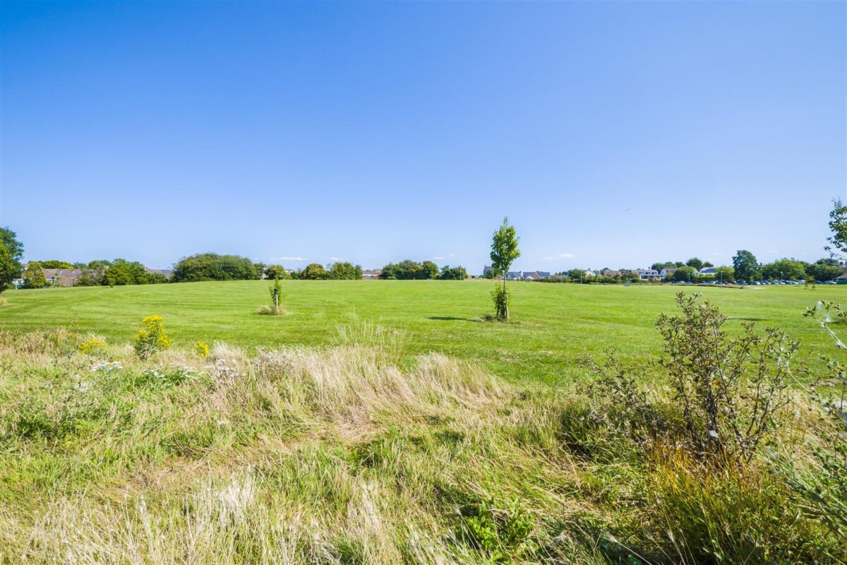 Michaelston Close, Barry
