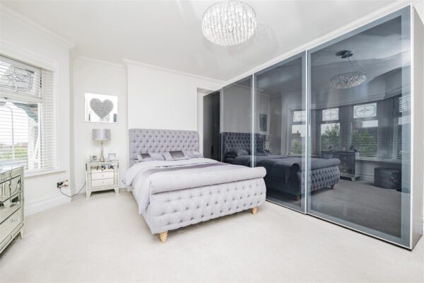 Gladstone Road, Barry