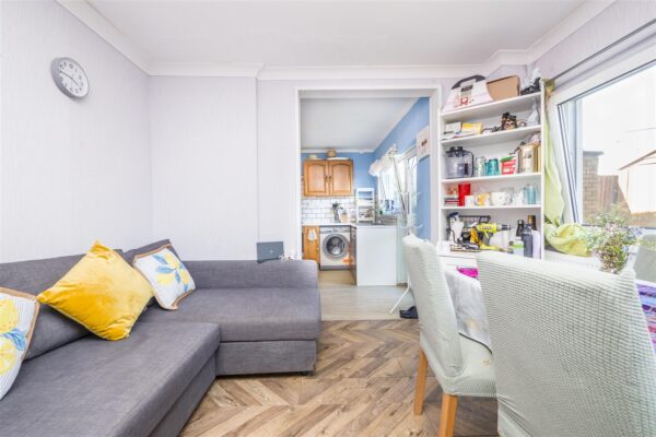 Michaelston Close, Barry