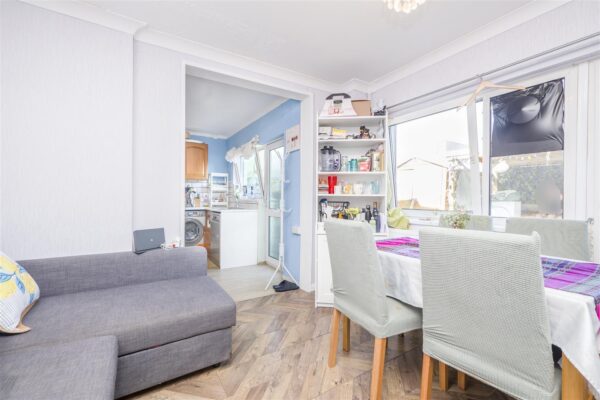 Michaelston Close, Barry