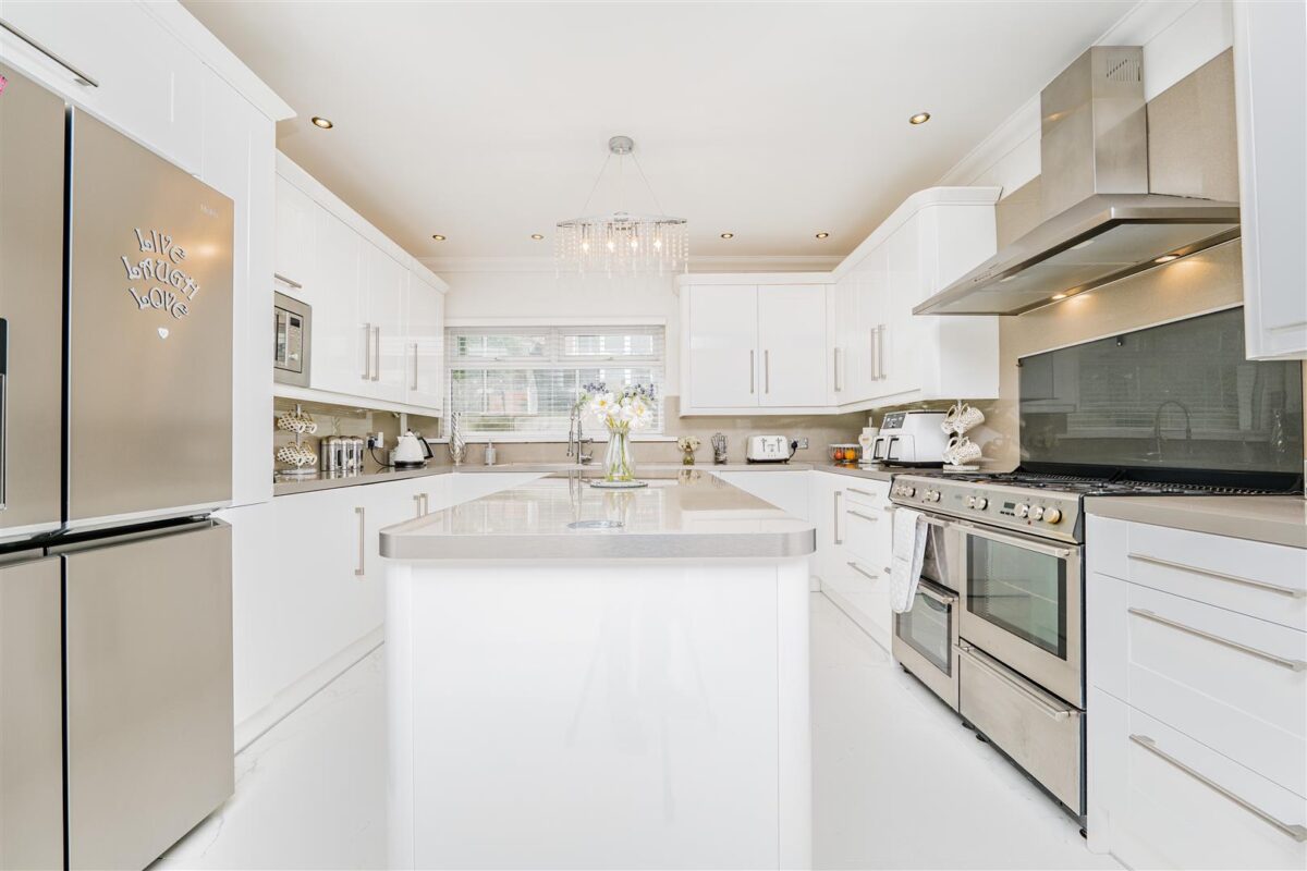 Gladstone Road, Barry