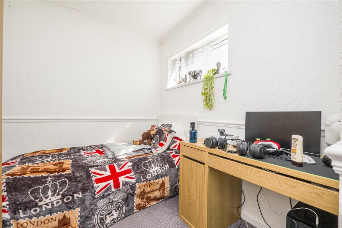 Michaelston Close, Barry