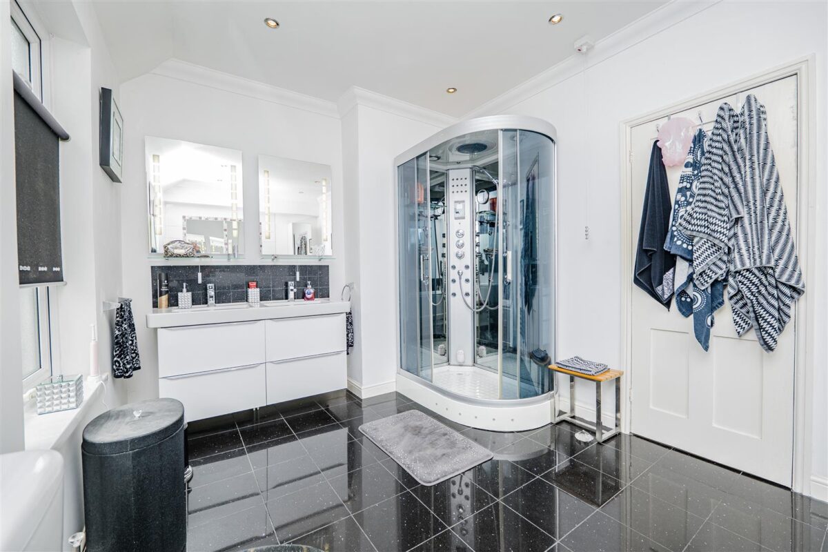 Gladstone Road, Barry