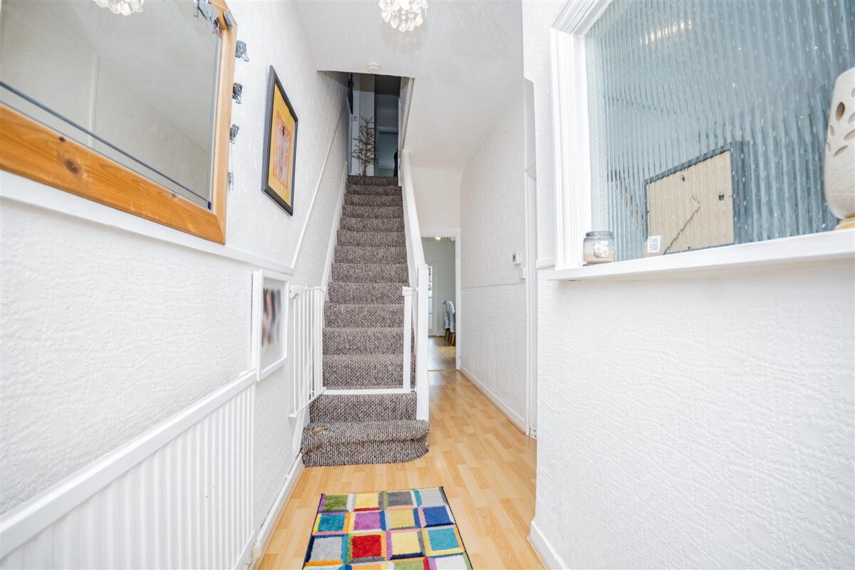 Coldbrook Road East, Barry