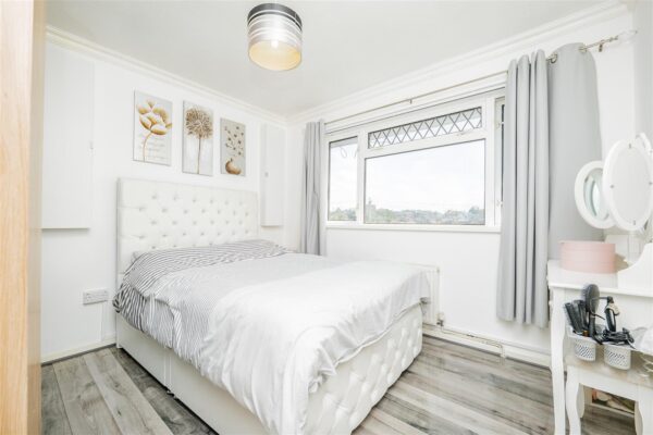 Westbury Close, Barry