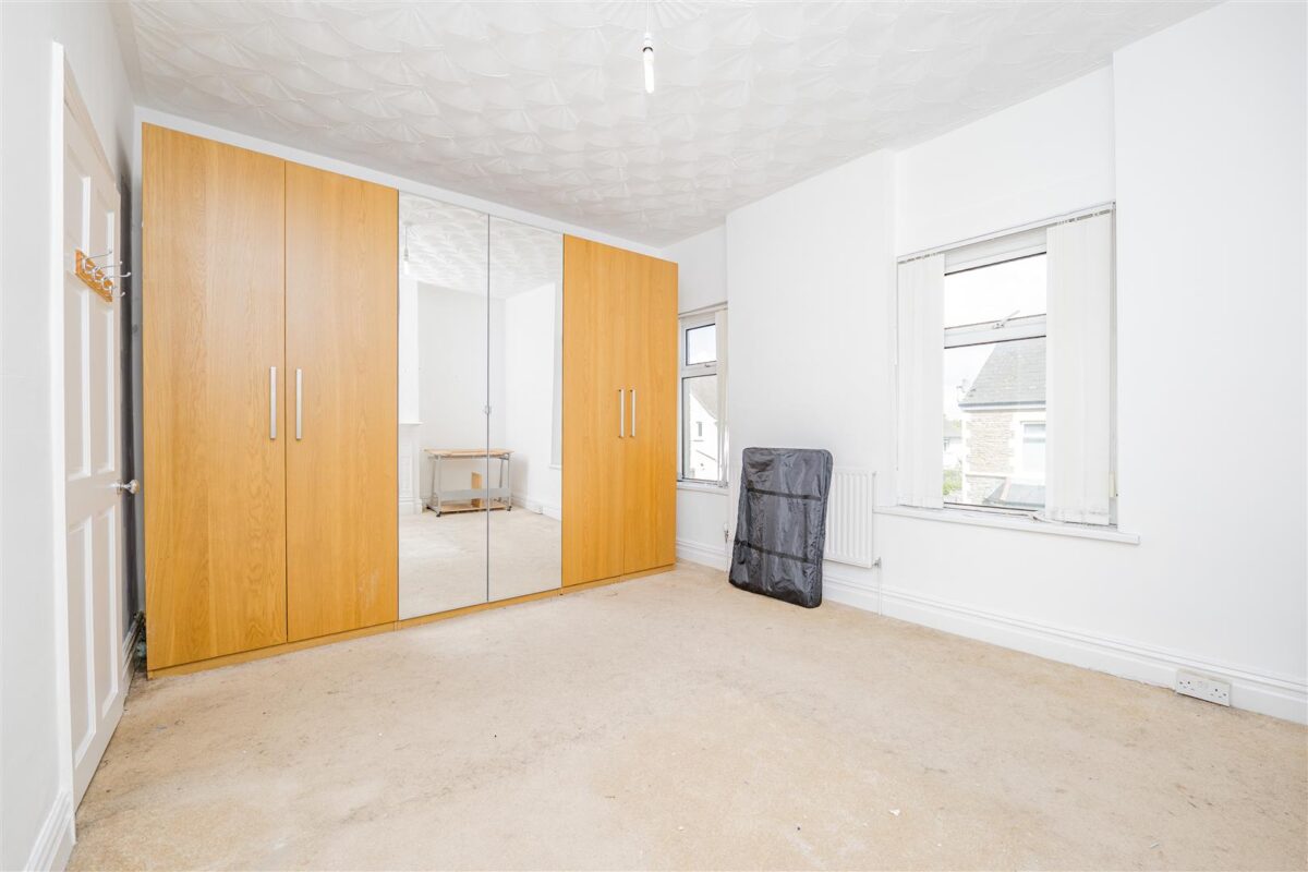 Wilfred Street, Barry