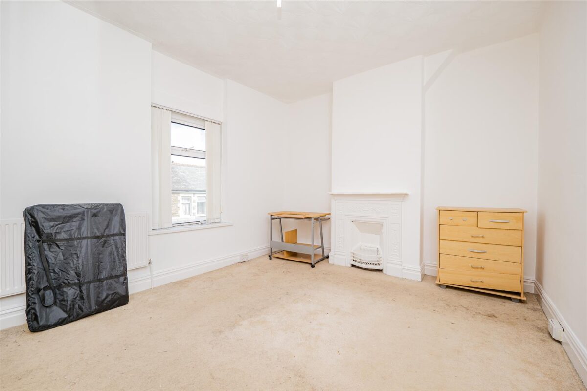 Wilfred Street, Barry