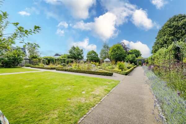 Church Street, Cowbridge