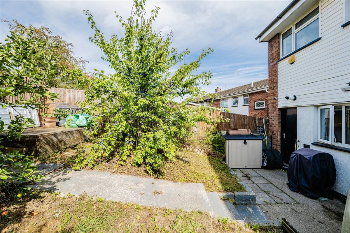 Westbury Close, Barry